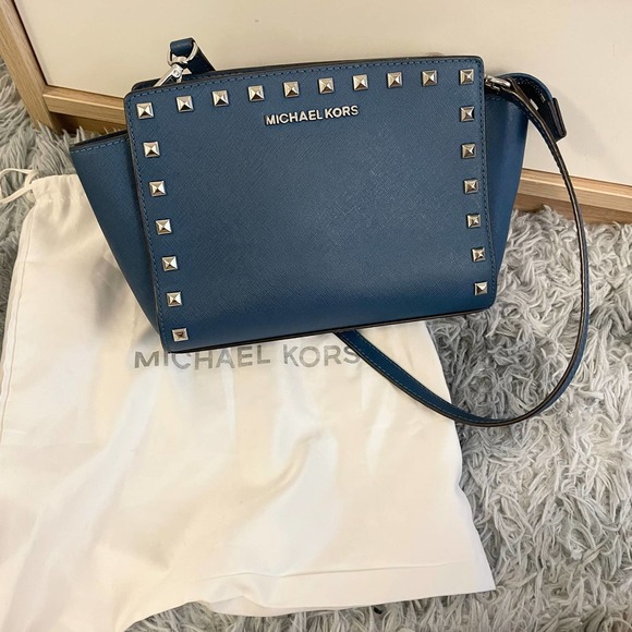 Michael Kors Selma Medium Studded Leather Messenger